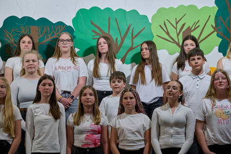 087_revija otroških zborov I.dan 26